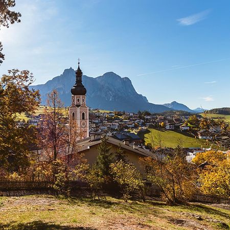 Hotel Garni Savoy カステルロット エクステリア 写真