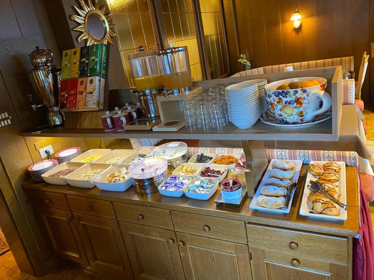 Hotel Garni Savoy カステルロット エクステリア 写真