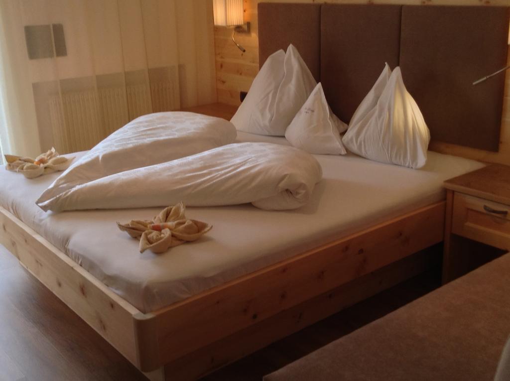 Hotel Garni Savoy カステルロット 部屋 写真